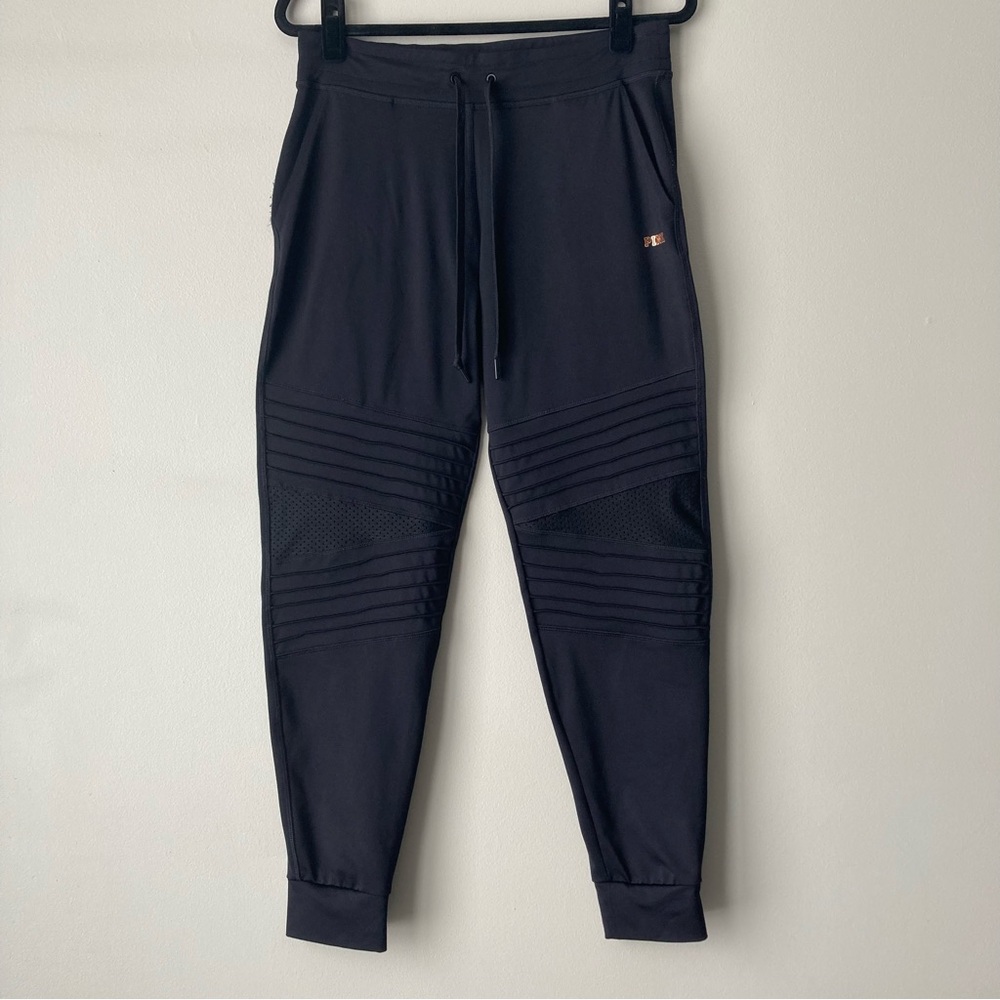 PINK Victoria's Secret‎ Black Joggers Moto Textured